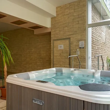 Ξενοδοχείο Fit 3*